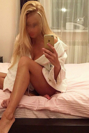 Escort girl Эля
